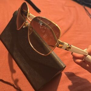 Gucci women sunglasses